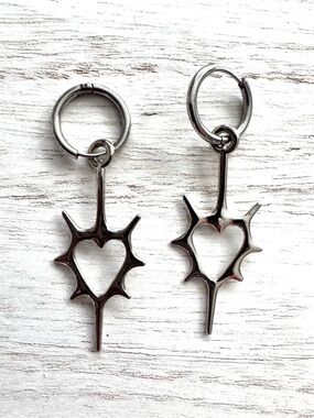 Gothic Style Thorn Heart Design Hoop Earrings  2” long